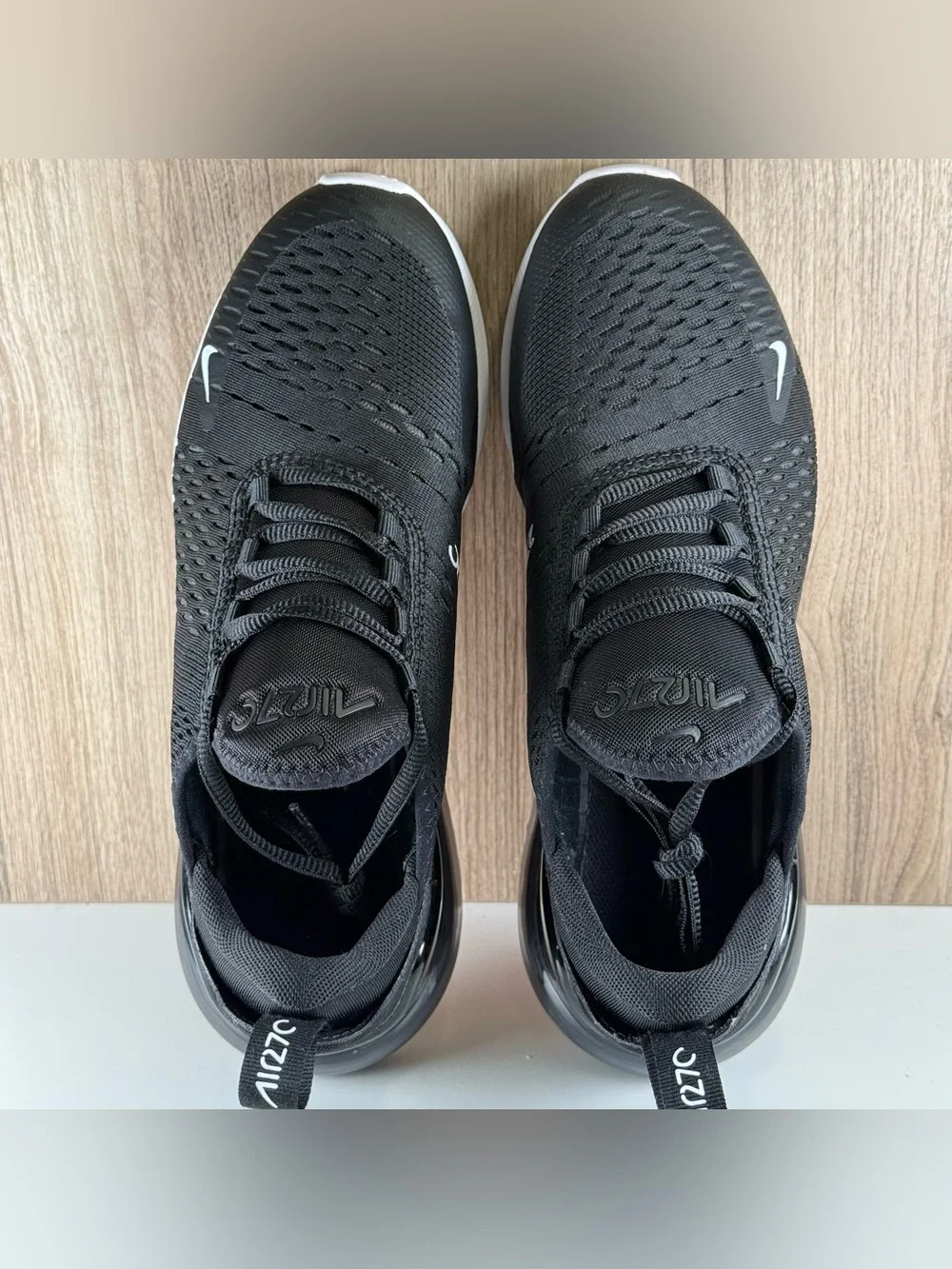 Nike Air Max 270 Black/White Anthracite 943345-001 GS Size 7Y / Women’s Size 8.5